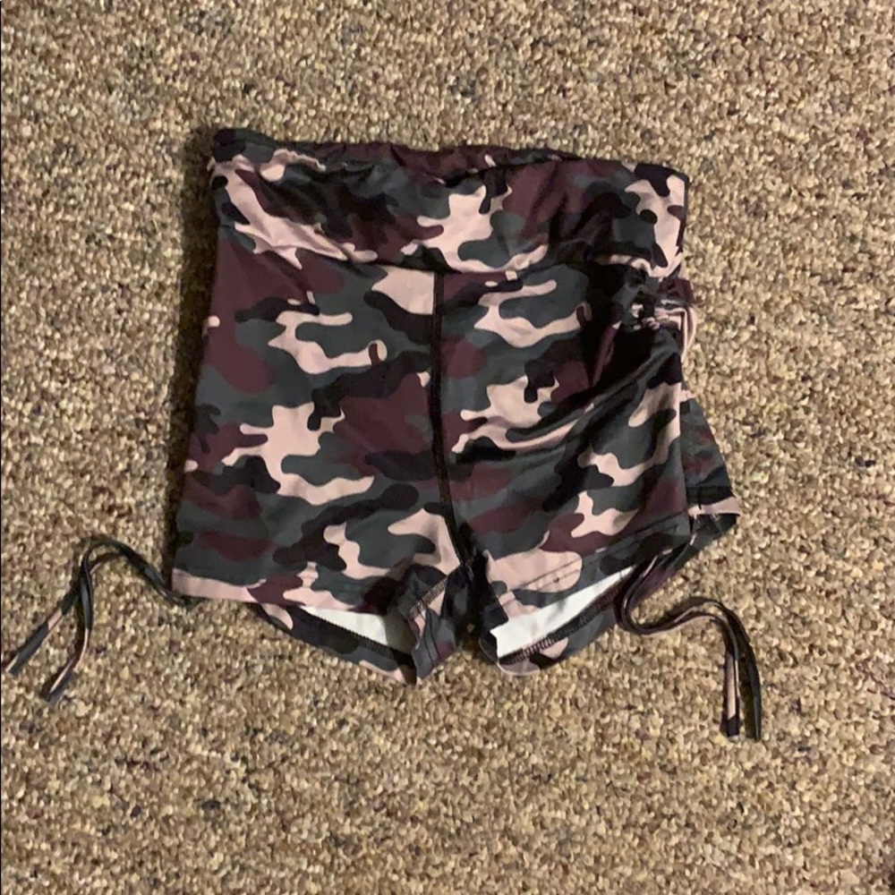 Camouflage booty shorts
